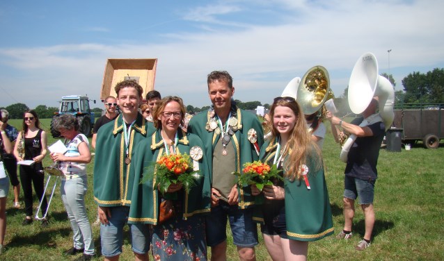 Vlnr: Jan-Willem Hahné, Monique Hahné, Ferdinand Ribbers en Dorien Tanck. Foto: PR