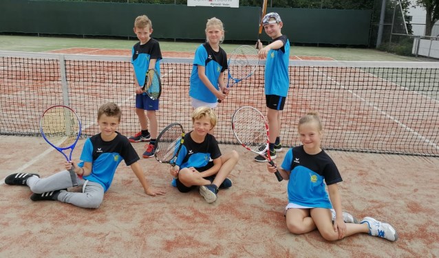 Van links boven naar rechts onder: Julian, Lotte, Hesse, Jasper, Tobias en Rosa. Foto: PR