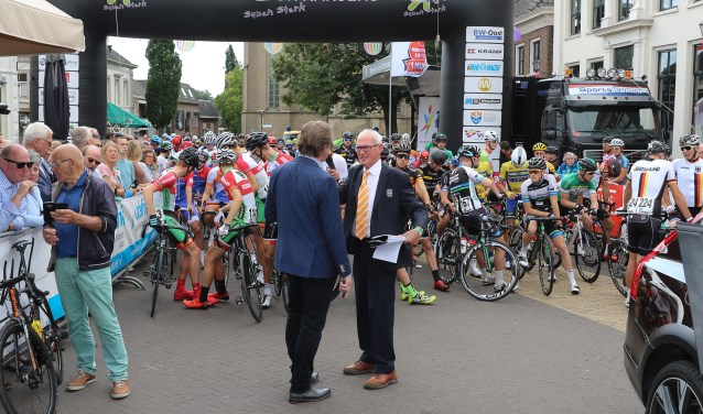 Vlak voor vertrek, vorig jaar in Gendringen. Foto: Sportfoto.nl