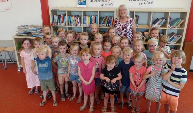 Juf Wilmi met haar klas De Muizen. Foto: Meike Wesselink