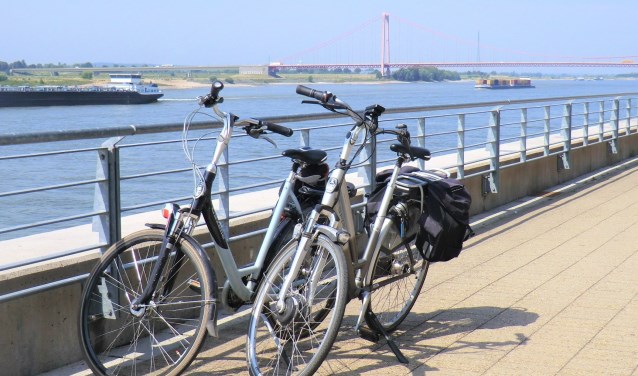 De Zomerfietstocht voert de deelnemers richting Emmerich. Foto: PR