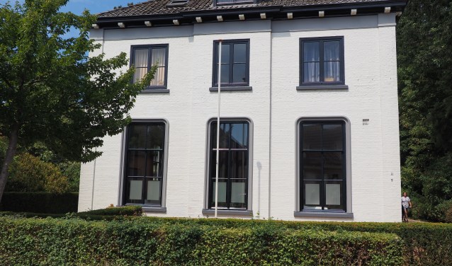 De woning waar Jan Thate in de periode 1935-1969 zijn huisartsenpraktijk had. Foto: GinoPress B.V.
