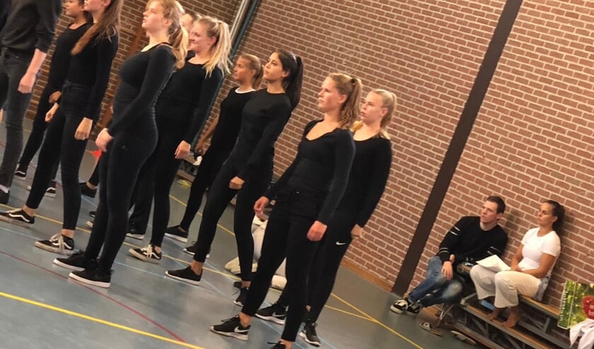 Een repetitie voor Evolutio, met rechts Tim Aafjes en Lidy Hungerink. Foto: PR