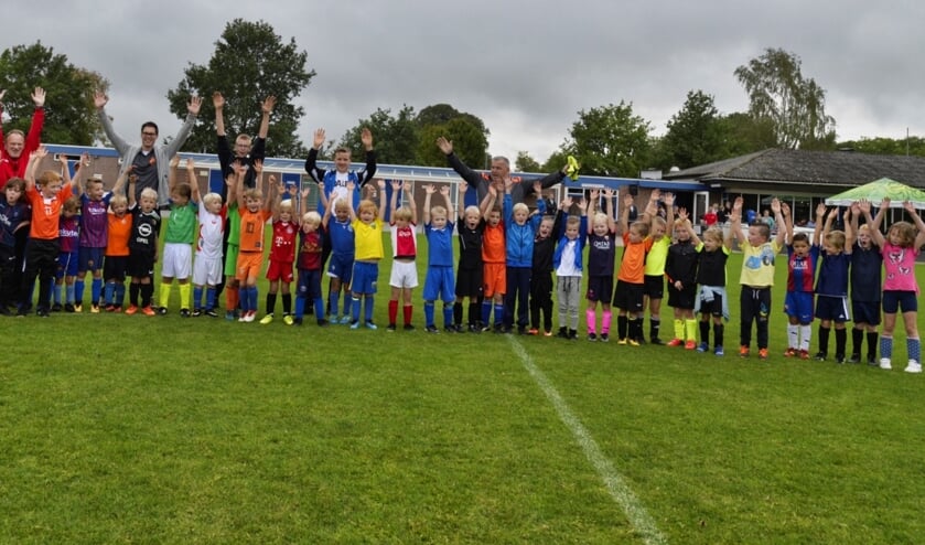 Veel kinderen genoten van de voetbalinstuif bij zsv Zelos. Foto: PR Zelos