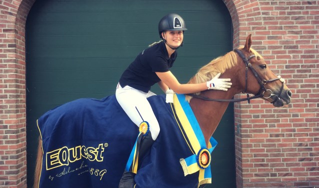 Chelsea Hogeslag met Presley E the King. Foto: eigen foto.
