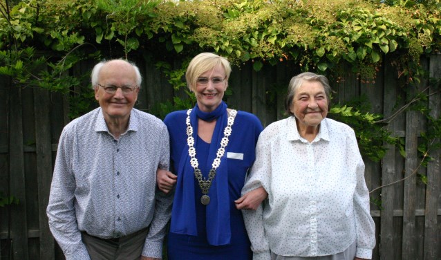 Henk en Johanna Jolink delen al 65 jaar lief en leed. Foto: Jan Knoef