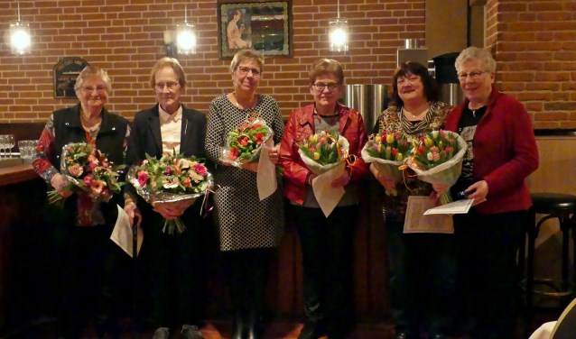 De jubilarissen van Vrouwen van Nu. Foto: Corry Lensink