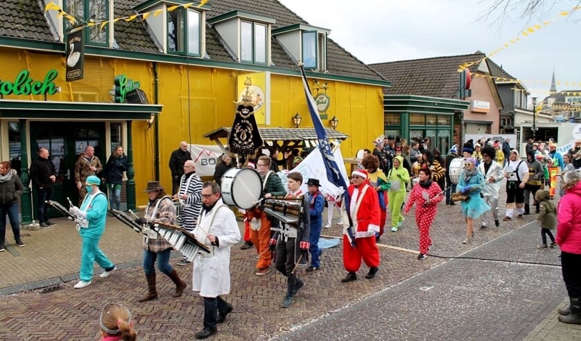 De carnavalsoptocht van de Peardeknuppels in Knollendarp. Foto: PR