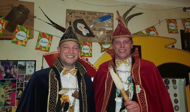 Prins Eef (rechts) en adjudant Freek Helmers. Foto: Henri Walterbos