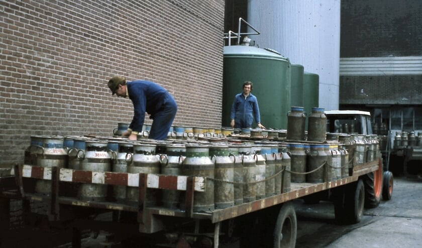 Melk afleveren bij Mel Ami. Foto: PR