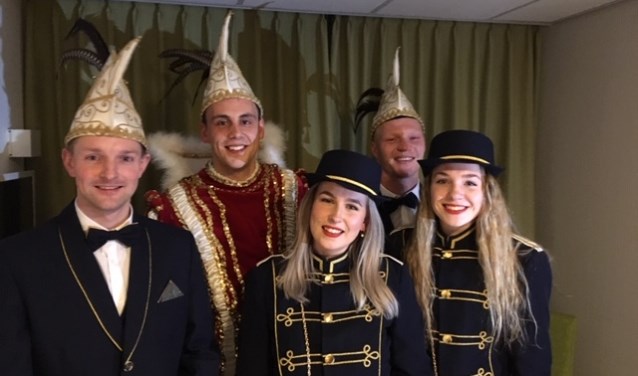 De hofhouding bij de Dösvlègels. Foto: PR