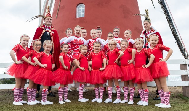 Metwaldus de 56e met de Metworst Young Stars en Minimarietjes. Foto: PR