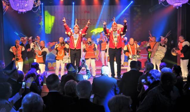 Een beeld van de aan stadsprins Ivo en zijn adjudant Mark opgedragen pronkzittingen. Foto: Theo Huijskes