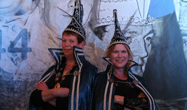 Prinses Erna Weijenborg en adjudant Marianne Lageschaar. Foto: PR