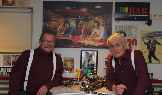 Tonnie Weikamp (links) en Bennie Holkenborg. Foto: PR