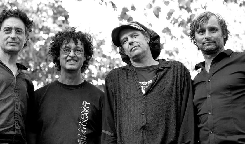 Peter Boekholt, Erik Verkaik, Martin Stassen en Viktor Raben vormen de bezetting van Wednesday Smiles. Foto: PR