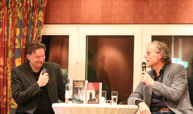 Frank Krake (rechts) beantwoordt vragen op de sponsoravond. Foto: Jaime Lebbink