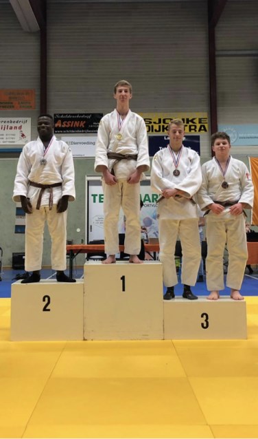 Judoka Luuk van Nieuwland wint goud en gaat door naar het Nederlands Kampioenschap. Foto: PR