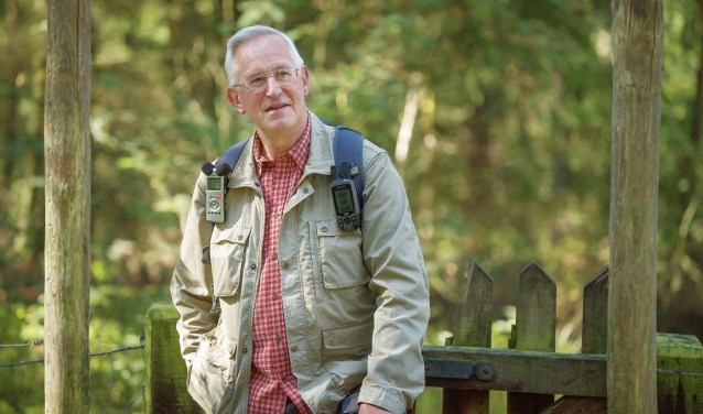 Wandelliefhebber Bart van der Schagt, WandelBart, schreef de wandelgids over de Gelderse Achterhoek. Foto: PR