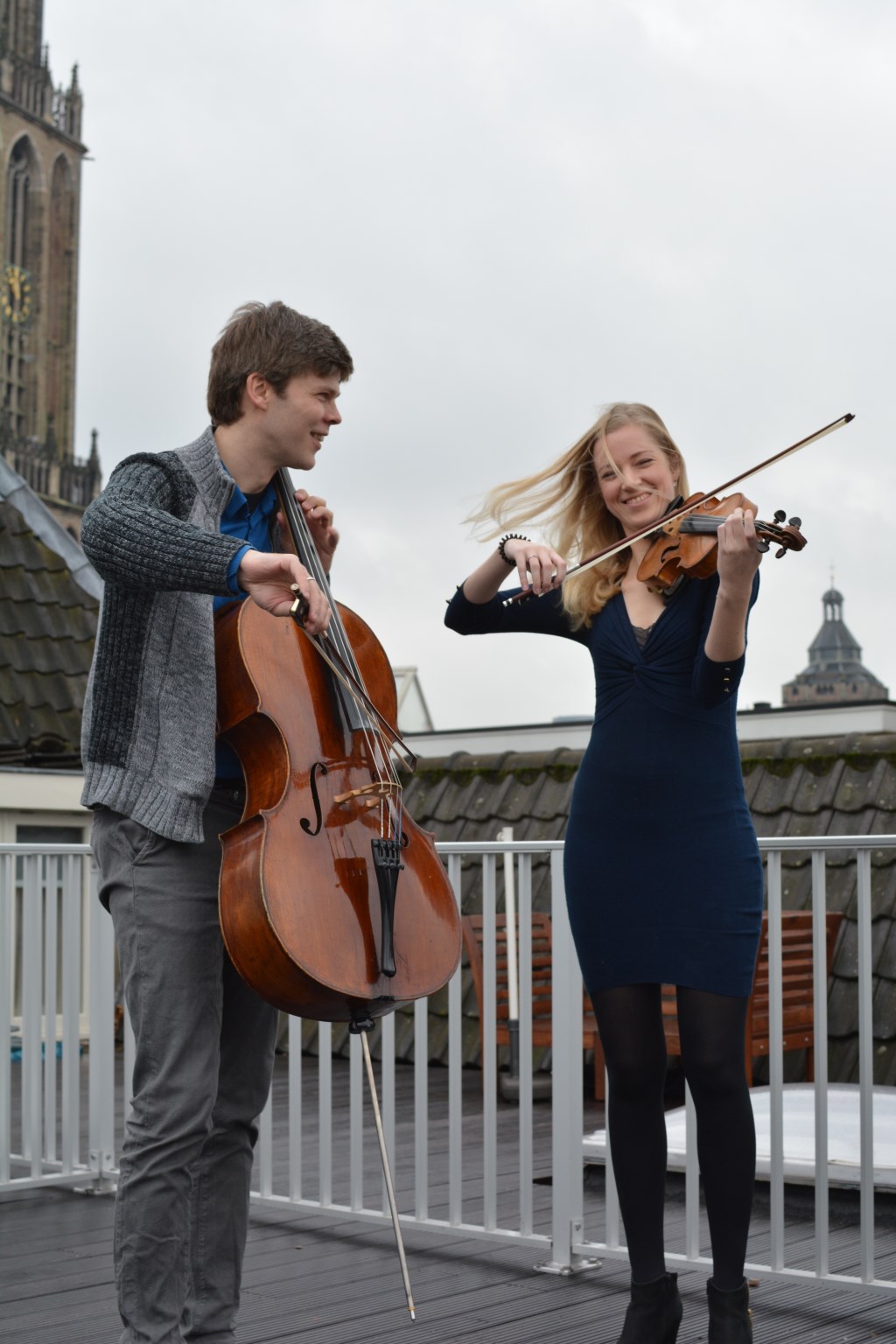 Joachim Eijlander, cello, Merel Vercammen, viool. Foto: Vercammen