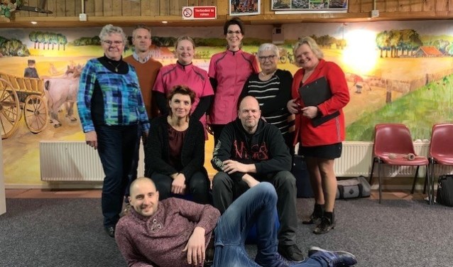 Toneelvereniging Nieuw Leven brengt Een kuuroord vol stress. Foto: PR