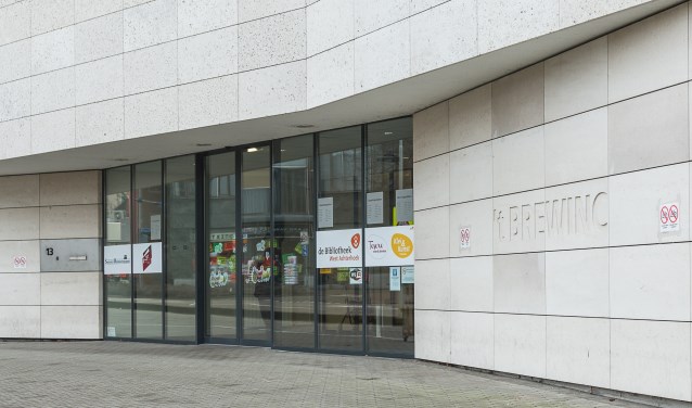 Ingang 't Brewinc/Bibliotheek Doetinchem. Foto: Burry van den Brink