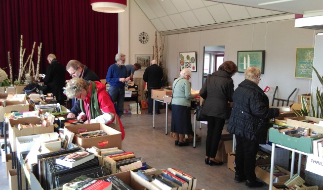 Honderden boeken te koop in Den Hof. Foto: PR