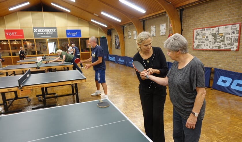 Bettine Vriesekoop tijdens een les. Foto: PR