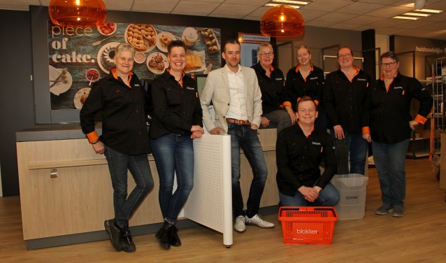 Henk Beumer en team staan donderdag 14 maart weer klaar in een compleet verbouwde Blokker en Top 1 Toys in Zelhem. Foto: Liesbeth Spaansen