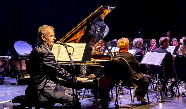 Cor Bakker met Excelsior in de DRU. Foto: Henk van Raaij