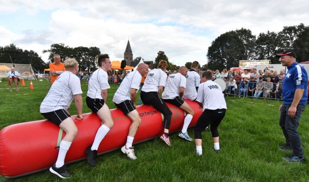 Honderden leden doen jaarlijks mee aan de Zeskamp tijdens de Septemberfeesten. Foto: PR