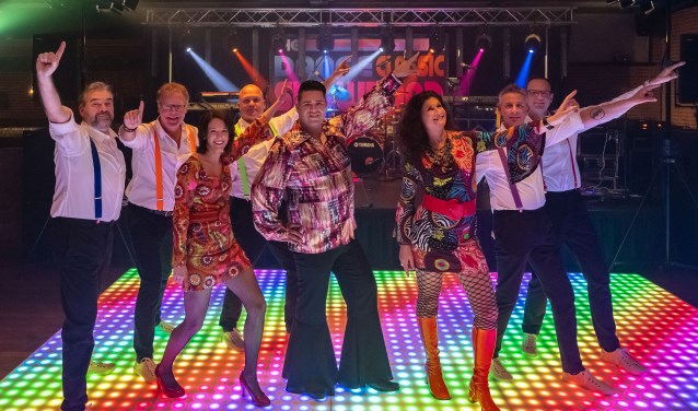 Dance Classic Show Band. Foto: Peter van Amersfoort