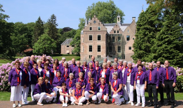 Koor Schouder aan Schouder. Foto: PR