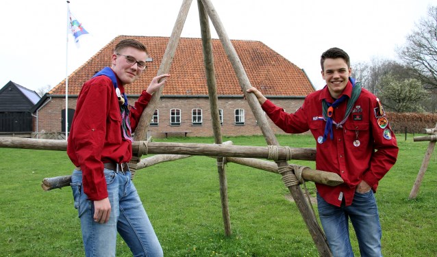 Steven Willems (l.) en Rutger Bilderbeek van Scouting Sweder van Voorst gaan naar de World Jamboree in Amerika. Foto: Liesbeth Spaansen