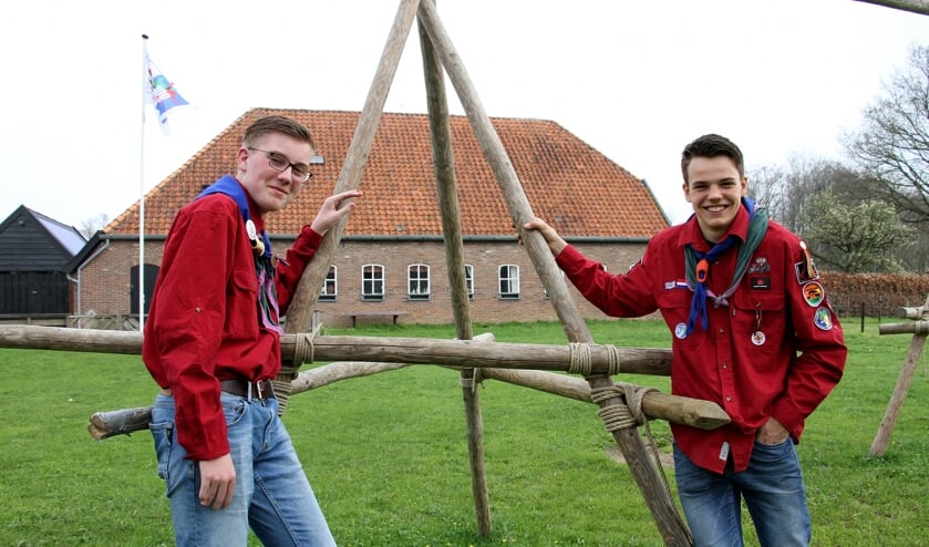 Steven Willems (l.) en Rutger Bilderbeek van Scouting Sweder van Voorst gaan naar de World Jamboree in Amerika. Foto: Liesbeth Spaansen