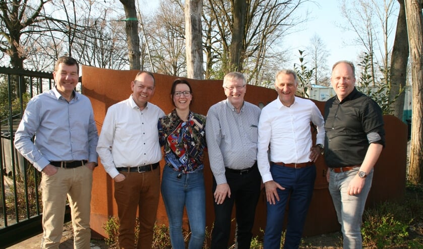 Organisatie BU: Marleen Kosterink, Laurens Stapelbroek en Rob Weeber, en de jury: Harry Niemeijer, Henk Deunk en Peter Stoverink. Foto: Jos Stapelbroek