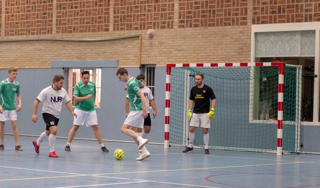De zaalvoetbalcompetitie Rikkenhage heeft een puur recreatief karakter. Foto: PR