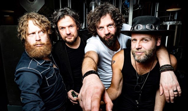 De succesvolle band Bökkers, topact tijdens de Zomerfeesten in de Hoeve. Foto: management Bökkers.