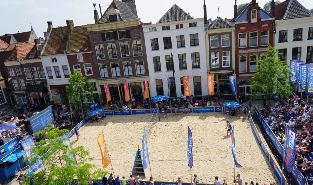 De Beach Arena van vorig jaar op de Groenmarkt. Foto: Petra van de Berg