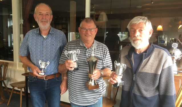 De top drie van het biljartkampioenschap van Ons Huis. Foto: PR