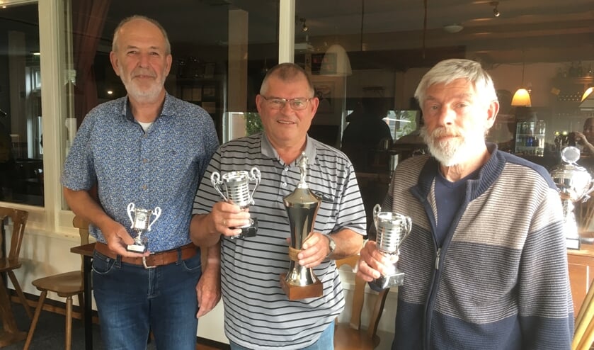 De top drie van het biljartkampioenschap van Ons Huis. Foto: PR