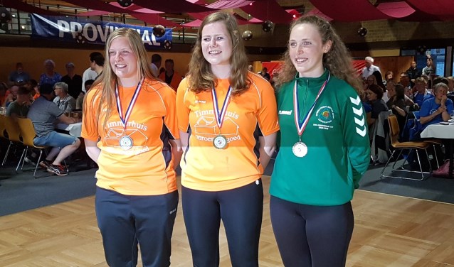 Winnares Suzan Zieverink (midden) van KV 't Broek uit Ruurlo. Foto: PR.