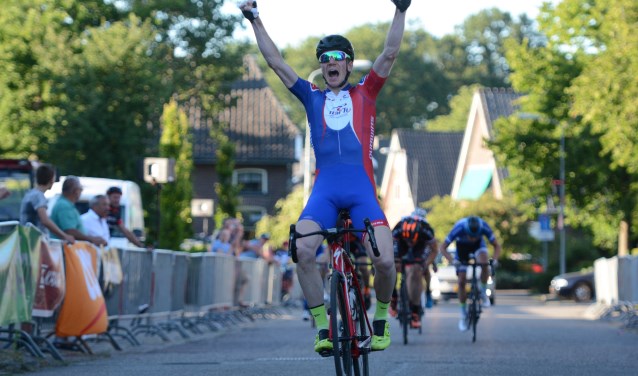 Gerard Haasjes, winnaar Van Raam Ronde van Varsseveld 2018. Foto Bob te Lindert