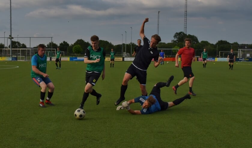 Het 'Henk Klanderman toernooi' vindt in de spelvorm van zeven tegen zeven plaats. Foto: Kees Avé