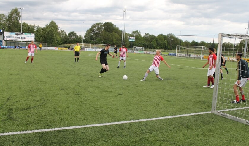Gezellig en sportief werd er gestreden. Foto: PR