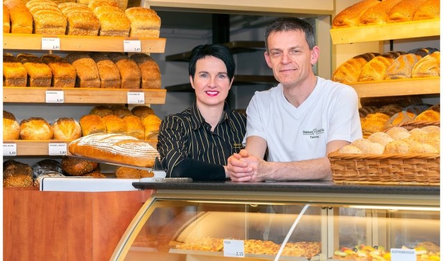 Maurice en Hanny Ebbers in hun bakkerswinkel in Terborg. Foto: Stan Bouman