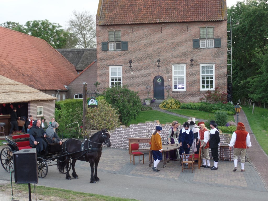 Als decorlocatie voor 'De Bewaarder' fungeerde het erf van de eeuwenoude boerderij 't Spieker in Vierakker. Foto: Jan Hendriksen.