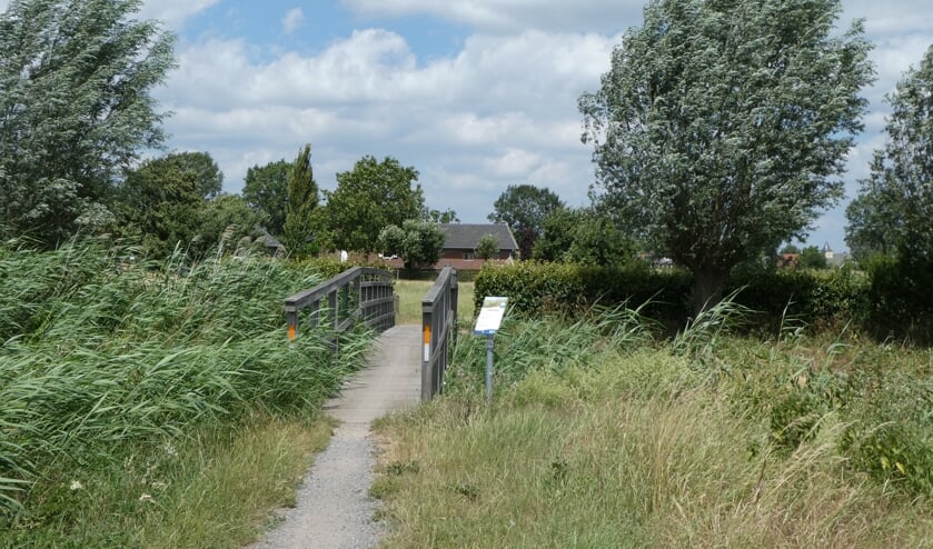 De fietstocht gaat dit keer de grens over. Foto: B. Bruggink