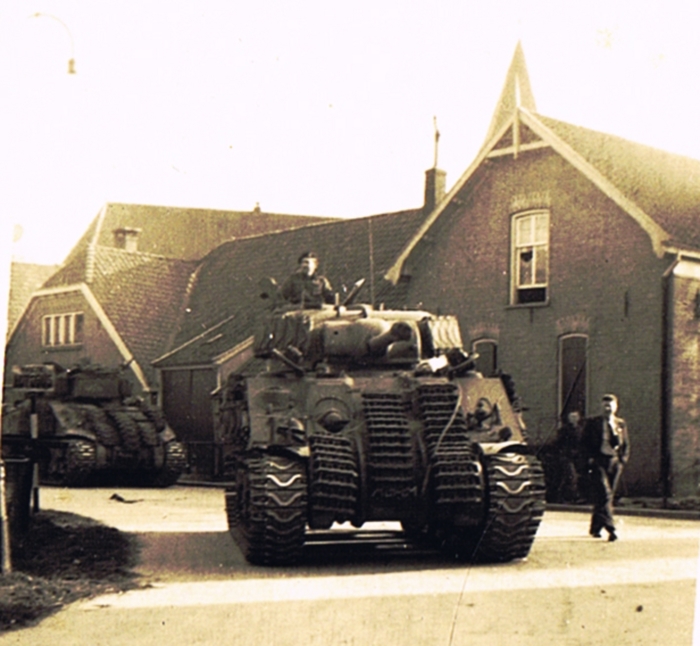 Canadese tank in Steenderen