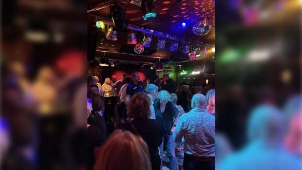 40+ singleparty in Bij De Buren, Nieuwstad 54, Zutphen. Organisatie DatingOost.nl 